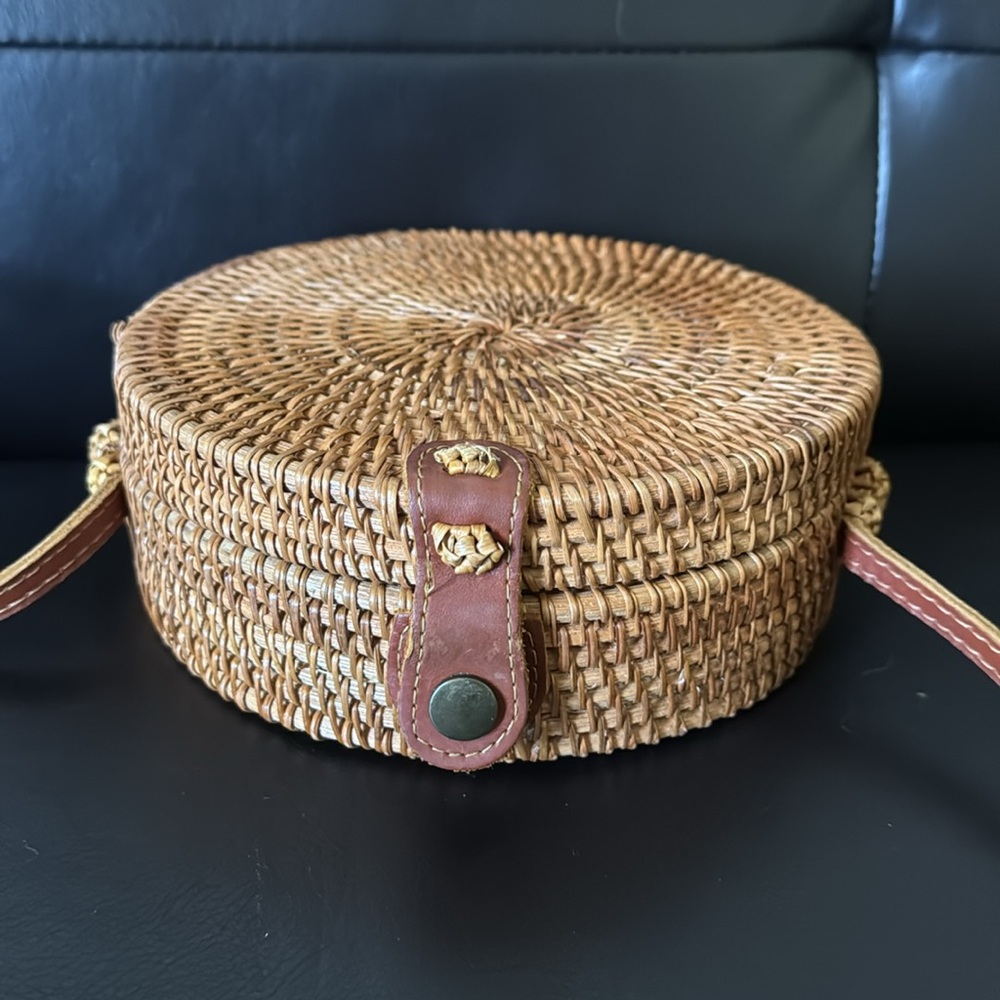 Boho Woven Rattan 8” Crossbody Bag - Picture 5 of 8